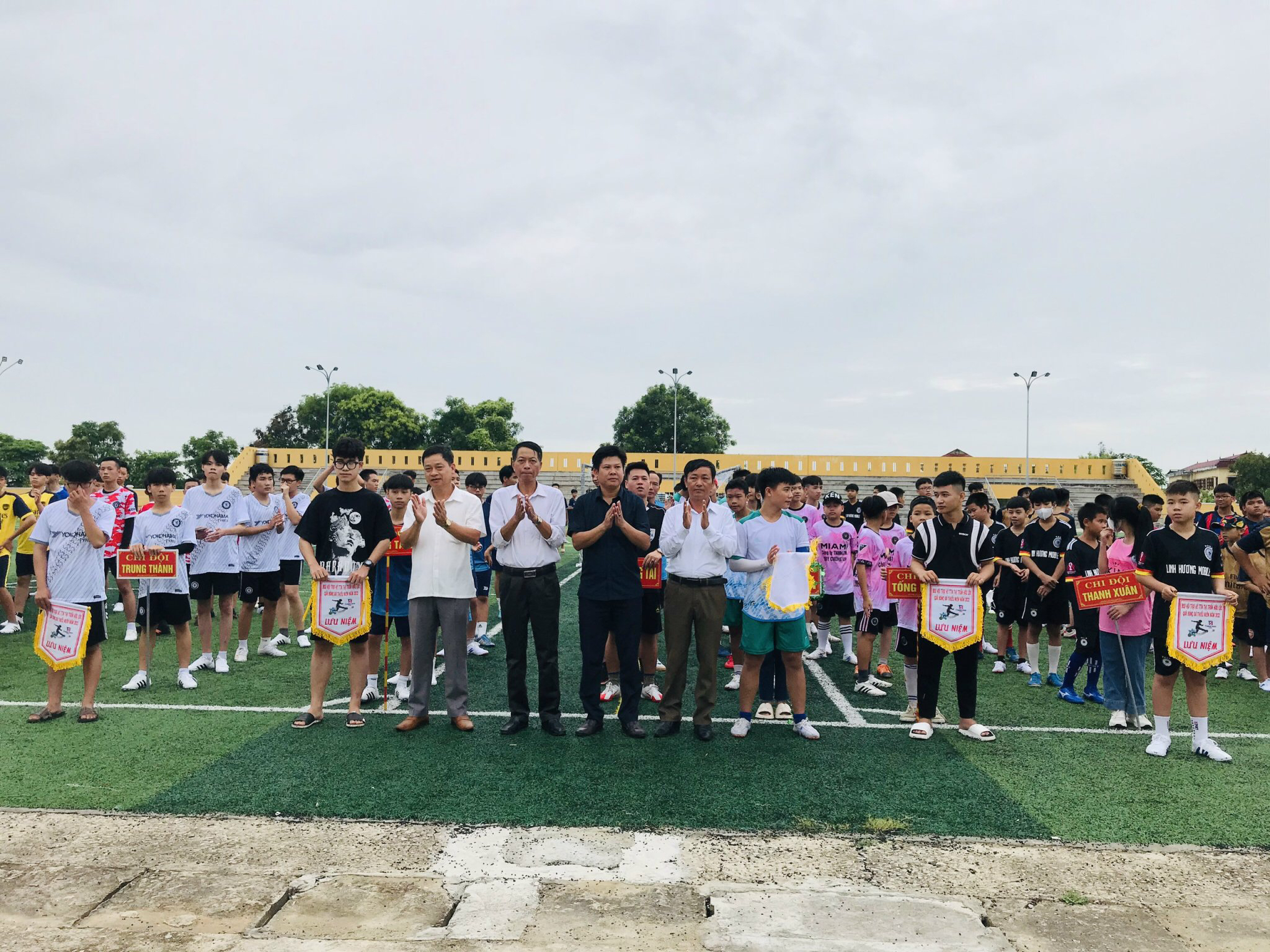 Khai mạc giải bóng đá thiếu niên thị trấn Hậu Lộc năm 2022